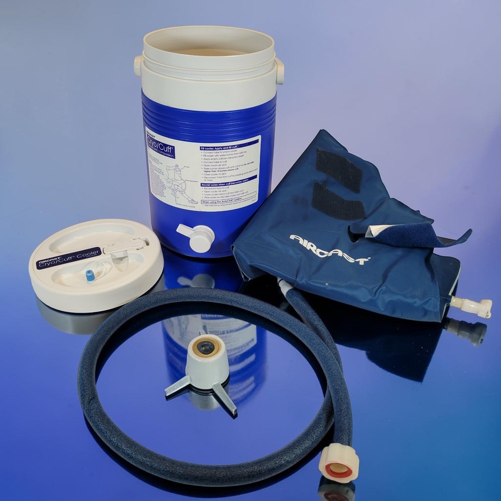 Aircast Cryo/Cuff Cold Therapy Cooler System with Ankle Cuff 2125 Gravity Fed Co